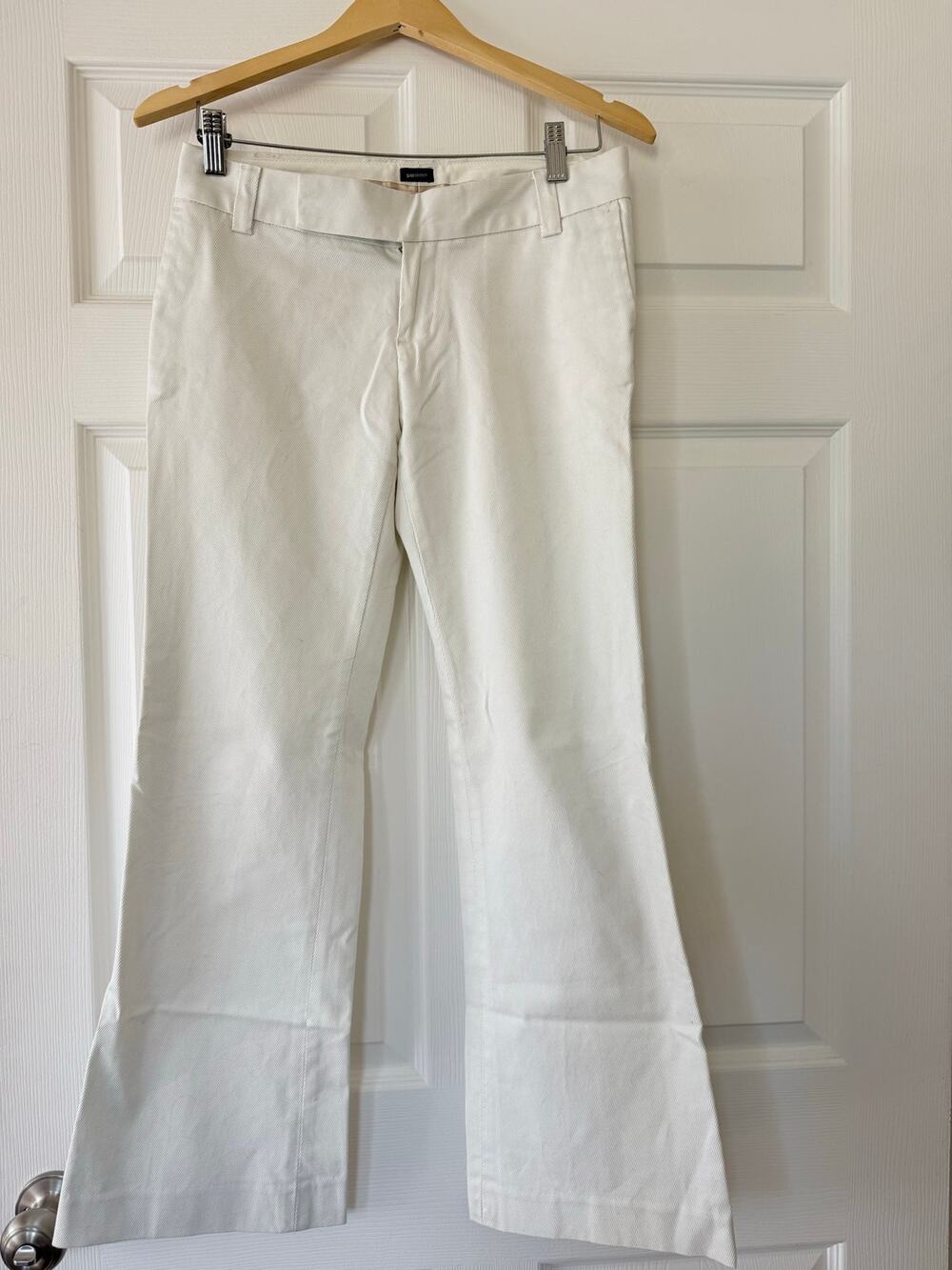 White Gap pants, size 2